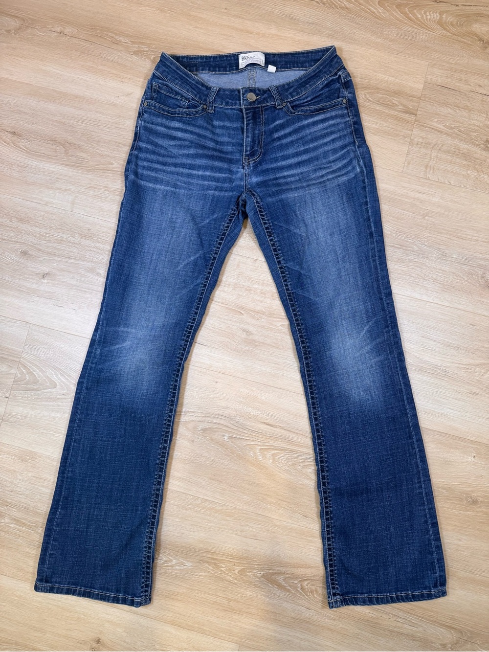 BKE Stella bootcut Jeans in Dark Blue Wash. Size 29R